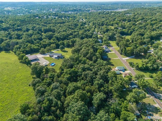 4319 Flucom Road, De Soto, MO 63020