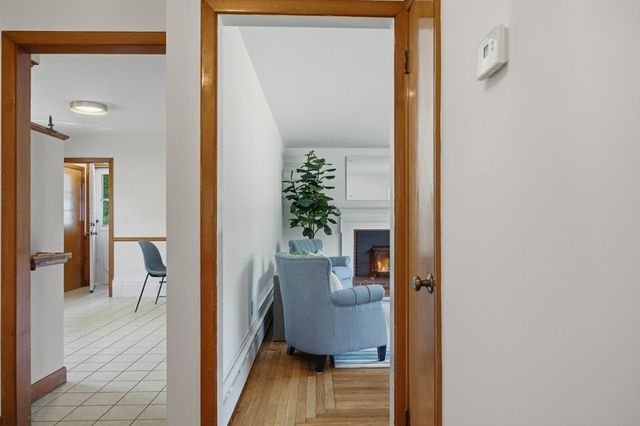 205 Lincoln Avenue, Barrington, RI 02806