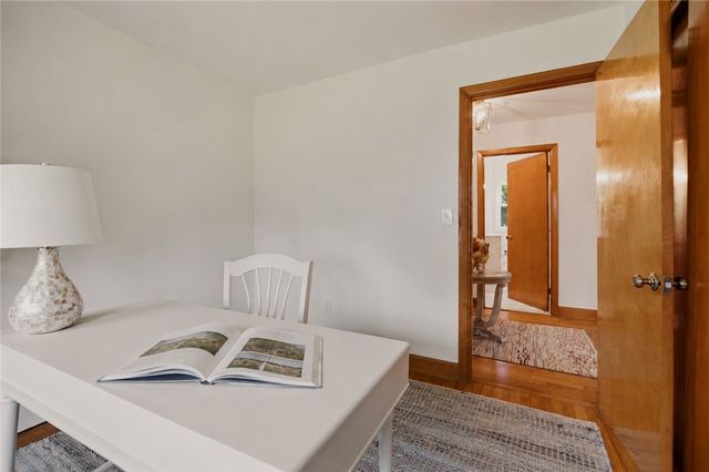 205 Lincoln Avenue, Barrington, RI 02806