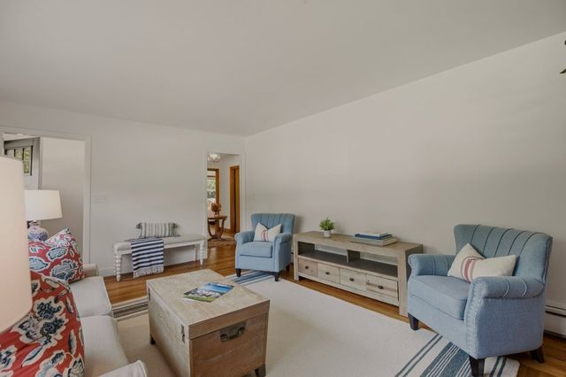205 Lincoln Avenue, Barrington, RI 02806