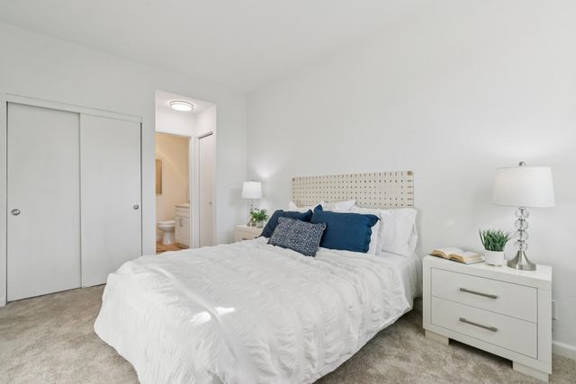 79 Lakeshore Ct, Richmond, CA 94804