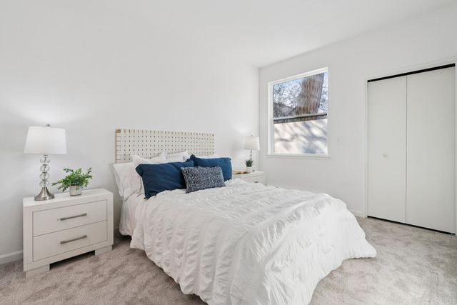 79 Lakeshore Ct, Richmond, CA 94804