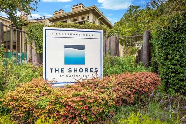 79 Lakeshore Ct, Richmond, CA 94804