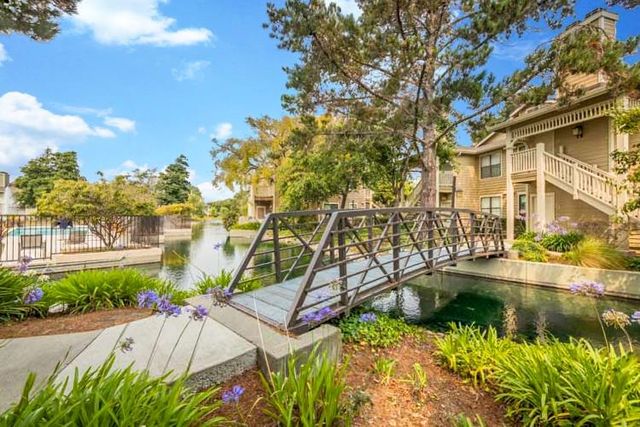 79 Lakeshore Ct, Richmond, CA 94804