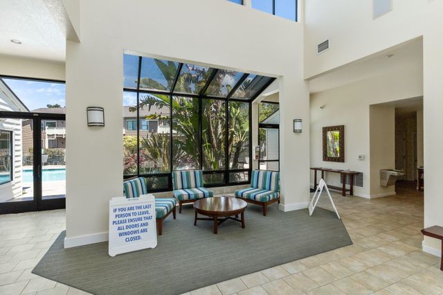 79 Lakeshore Ct, Richmond, CA 94804