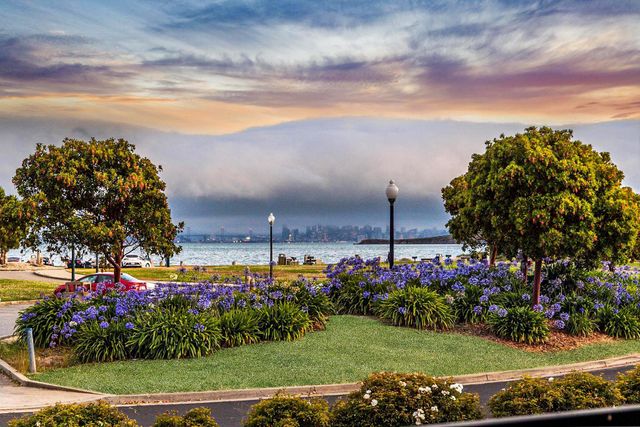 79 Lakeshore Ct, Richmond, CA 94804