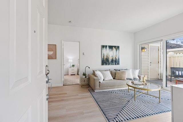 79 Lakeshore Ct, Richmond, CA 94804