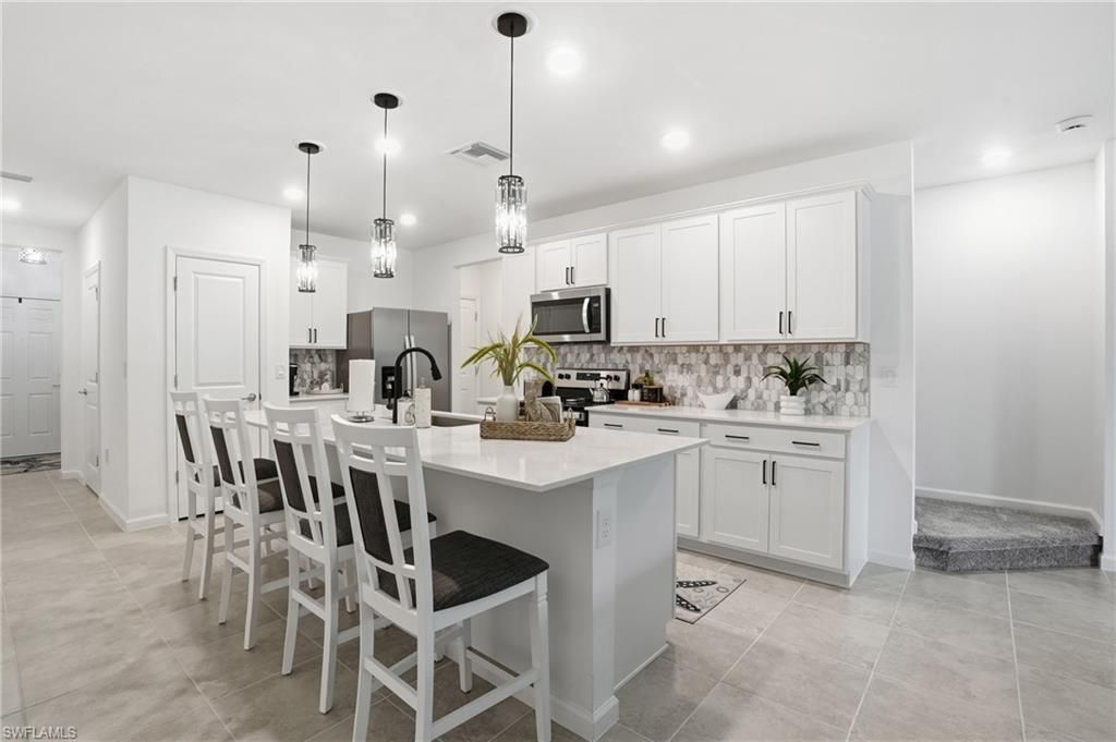 1451 Weeping Willow CT, CAPE CORAL, FL 33909 — photo 4