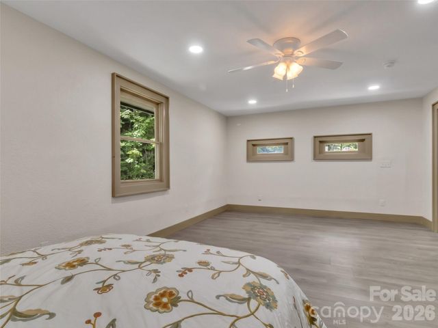 148 Cross Stitch Mountain Road, Sylva, NC 28779