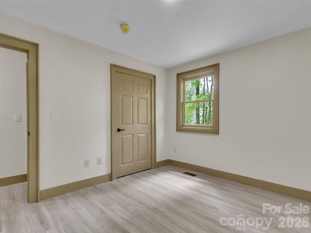 148 Cross Stitch Mountain Road, Sylva, NC 28779