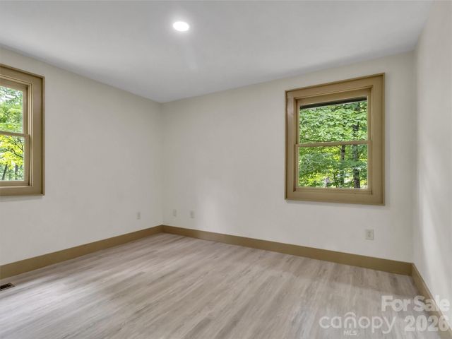 148 Cross Stitch Mountain Road, Sylva, NC 28779