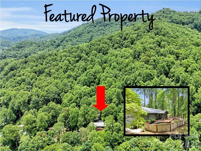 148 Cross Stitch Mountain Road, Sylva, NC 28779