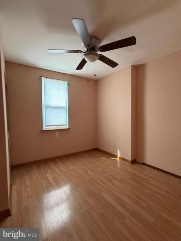 2620 S 10TH ST, Philadelphia, PA 19148