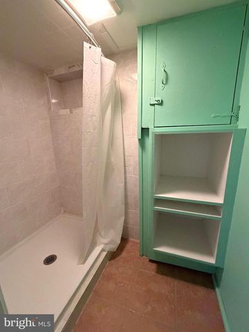 2620 S 10TH ST, Philadelphia, PA 19148