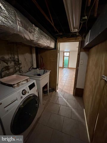 2620 S 10TH ST, Philadelphia, PA 19148