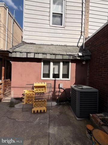 2620 S 10TH ST, Philadelphia, PA 19148