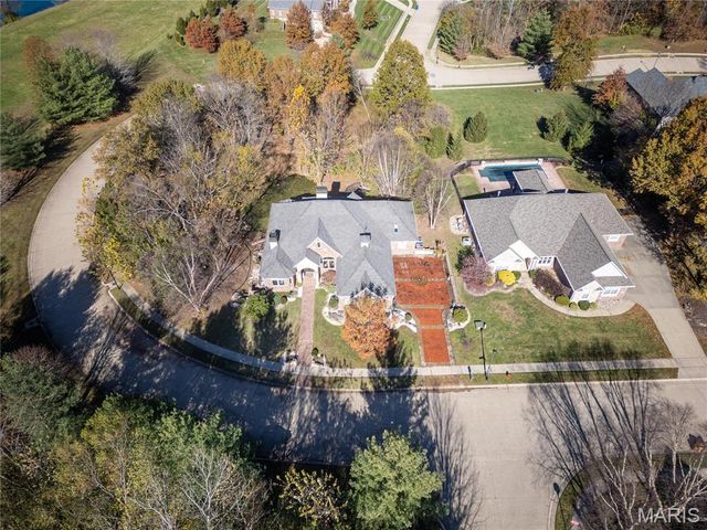 7406 Creek Ridge Lane, Edwardsville, IL 62025