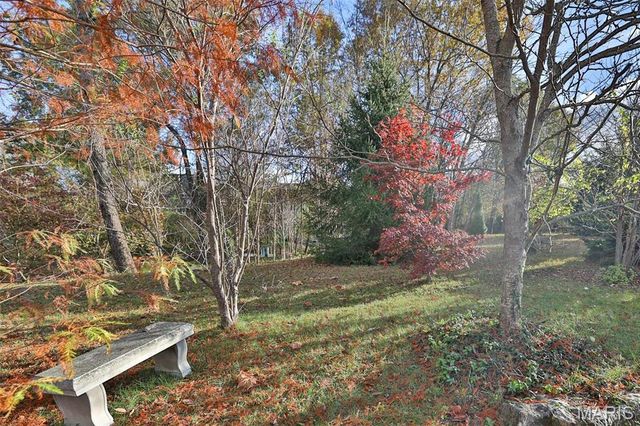 7406 Creek Ridge Lane, Edwardsville, IL 62025