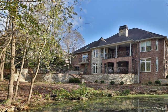 7406 Creek Ridge Lane, Edwardsville, IL 62025