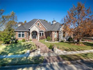 7406 Creek Ridge Lane, Edwardsville, IL 62025