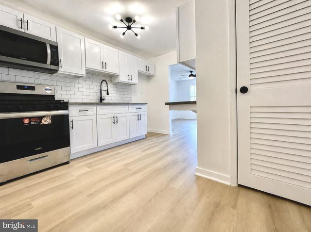 182 NORCROSS LN, Pemberton, NJ 08068