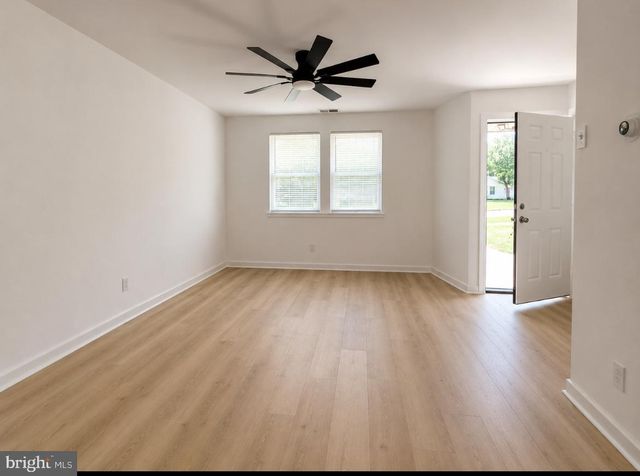 182 NORCROSS LN, Pemberton, NJ 08068