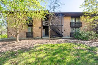 1611 Maple Terrace 113-1G, Lisle, IL 60532