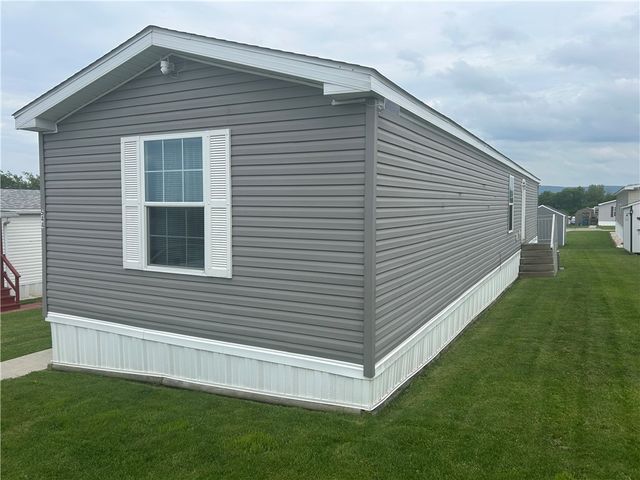 544 RENEE CIRCLE, Mt Pleasant Twp, PA 15666