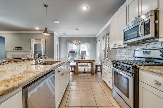 4025 Dexter Avenue, Fort Worth, TX 76107