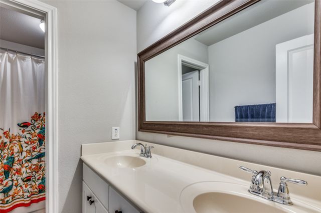 4025 Dexter Avenue, Fort Worth, TX 76107