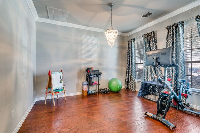 4025 Dexter Avenue, Fort Worth, TX 76107