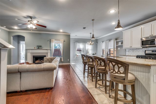 4025 Dexter Avenue, Fort Worth, TX 76107