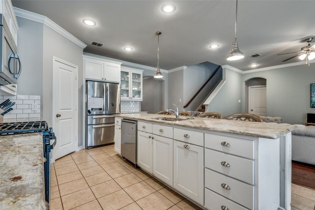 4025 Dexter Avenue, Fort Worth, TX 76107