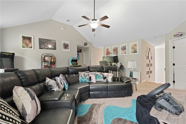 193 Saddleclub Way, Guyton, GA 31312