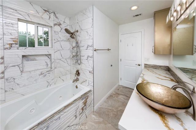 6928 Gaviota Avenue, Van Nuys, CA 91406