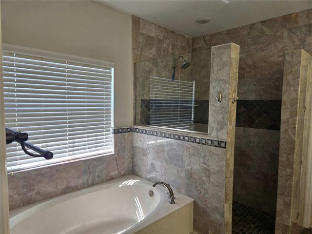 1725 BILLINGSHURST COURT, Orlando, FL 32825