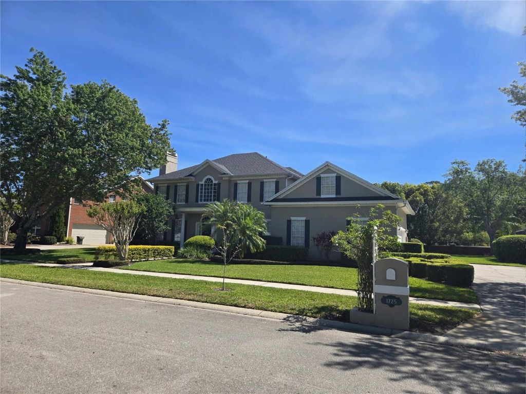 1725 BILLINGSHURST COURT, Orlando, FL 32825