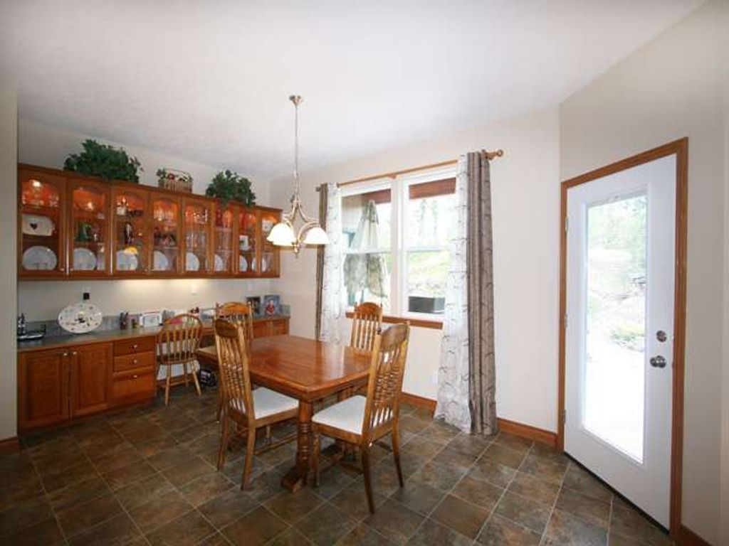 9524 E Northrim Ln, Spokane, WA 99217 photo 3