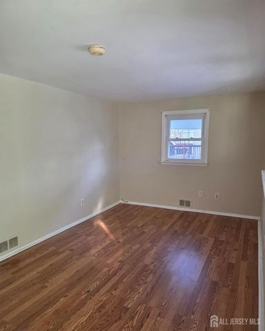 414 Main Street, Keansburg, NJ 07734