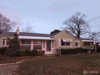 414 Main Street, Keansburg, NJ 07734