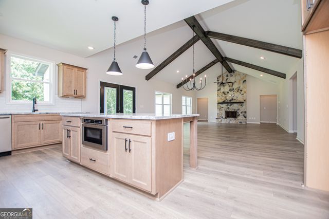 127 Woodford Drive, Roopville, GA 30170