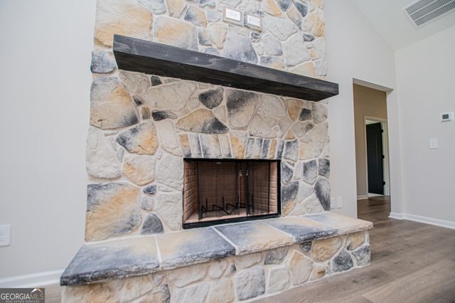 127 Woodford Drive, Roopville, GA 30170