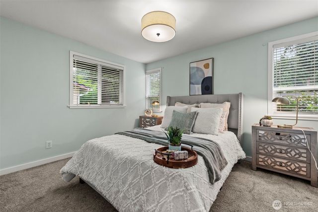14417 119th Place NE, Kirkland, WA 98034