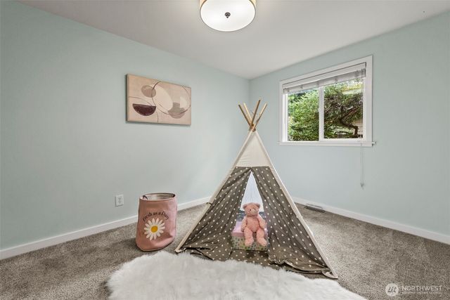 14417 119th Place NE, Kirkland, WA 98034