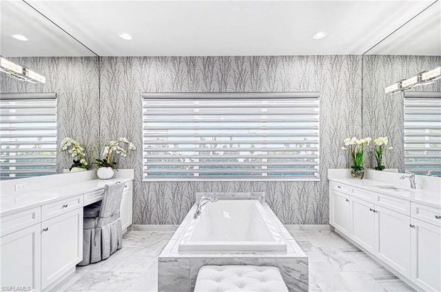 11724 Peony TER, Naples, FL 34120