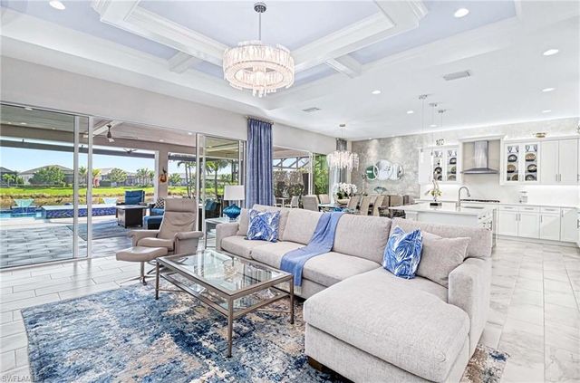 11724 Peony TER, Naples, FL 34120