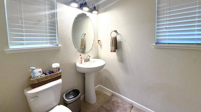 2767 Round Tree Way, Manteca, CA 95337