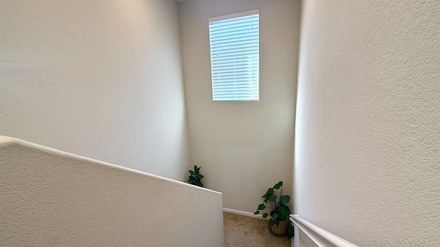 2767 Round Tree Way, Manteca, CA 95337