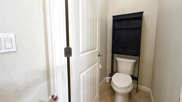 2767 Round Tree Way, Manteca, CA 95337