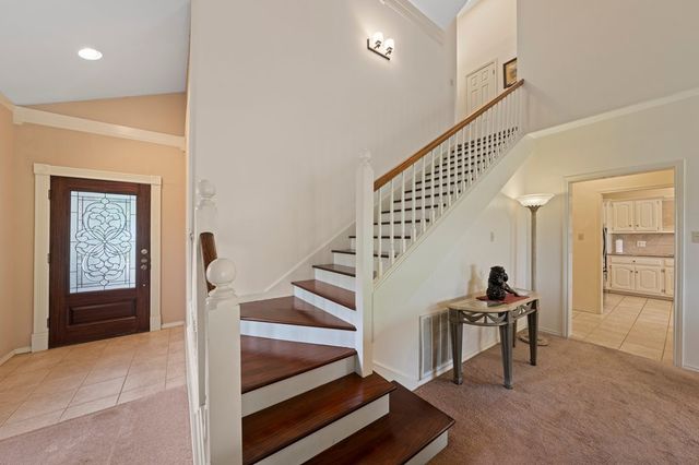 2220 Rock Creek Dr, Kerrville, TX 78028